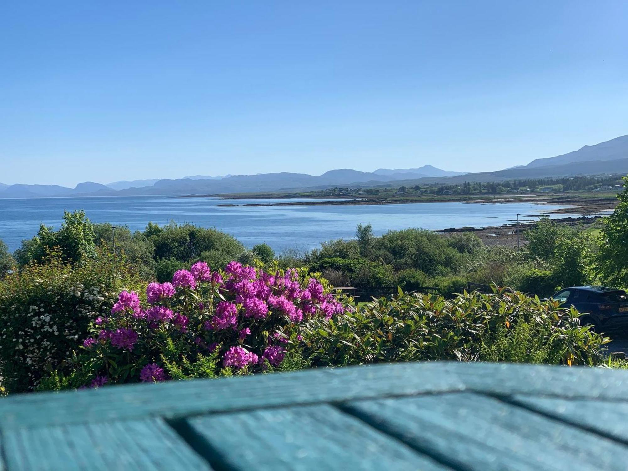 Skye Basecamp Hostel, Broadford Bay, Isle Of Skye 외부 사진